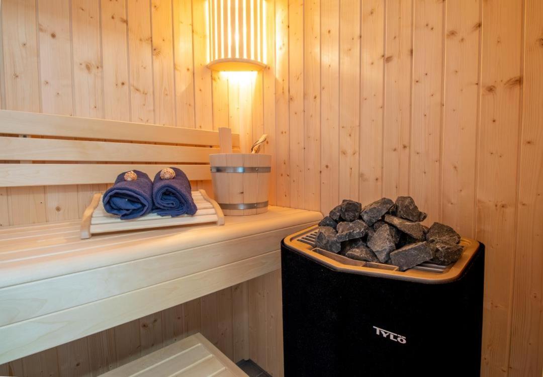 Sielhuus 5, Ferienwohnung Mit Sauna In Fedderwardersiel ブットヤーディンゲン エクステリア 写真